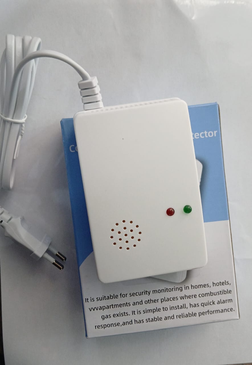 Combustible gas leak detectors